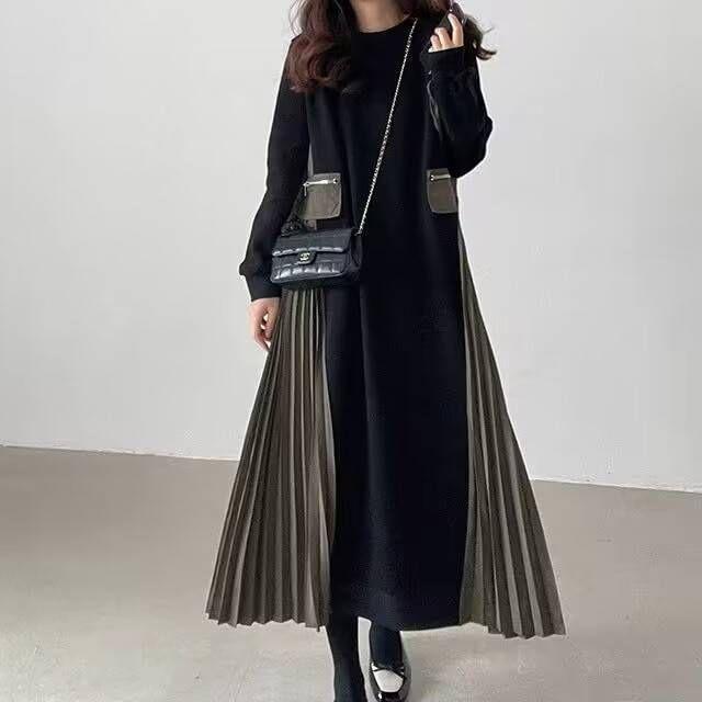 Long-Sleeve Crew Neck Two Tone Pleated Hem Maxi Sweatshirt Dress Product Image