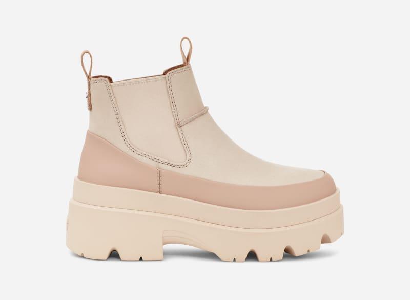 Ugg Womens Brisbane Chelsea Boots Product Image