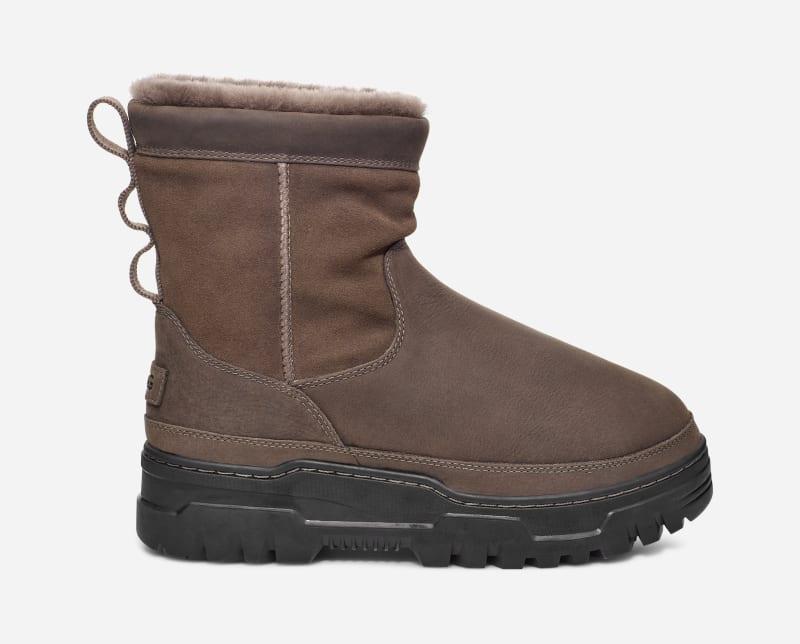 UGG Mens Heritage Pull-On TrailGazer Sheepskin Classic Boots Product Image