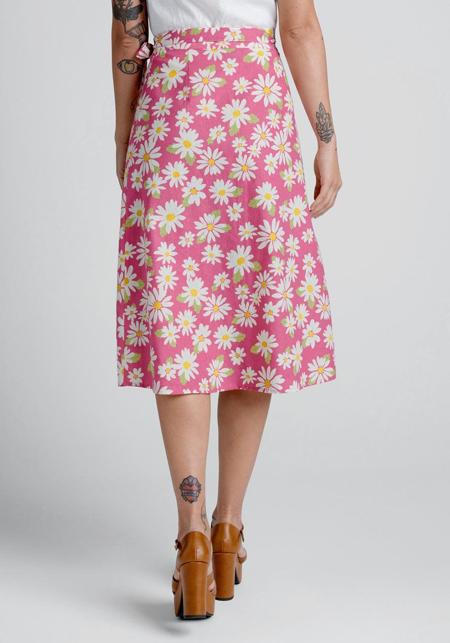 Cutesy Daisies Wrap Skirt Product Image