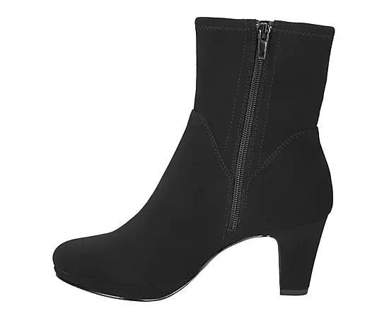 Easy Street Womens Solana Bootie Product Image