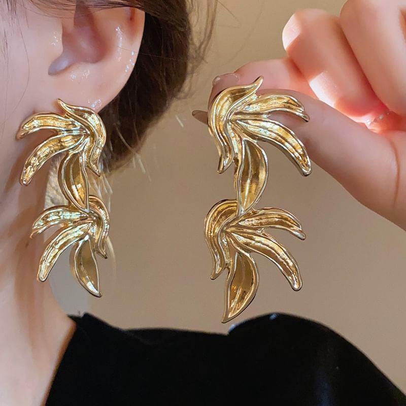 Irregular Drop Earring Product Image