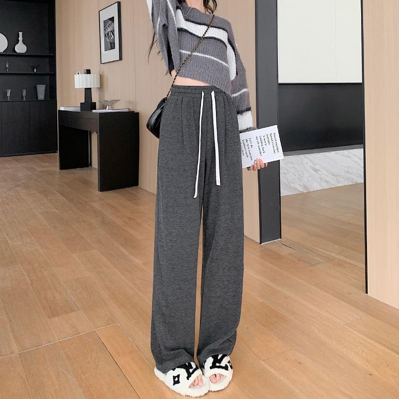 Drawstring Waist Loose Fit Sweatpants Product Image