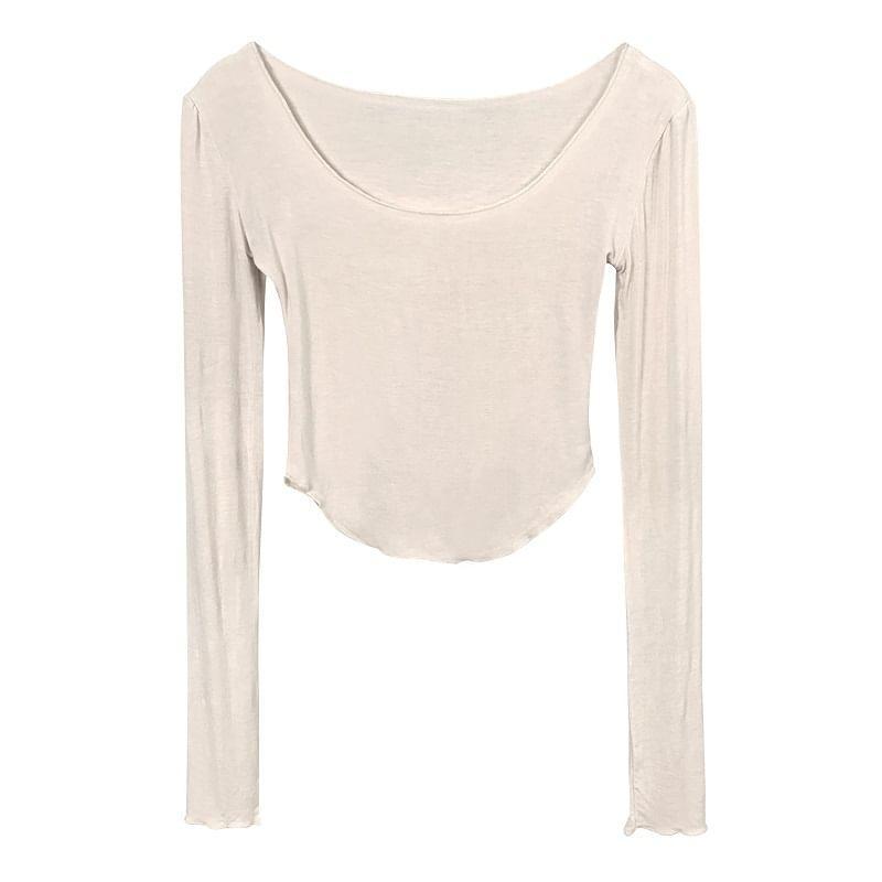 Long-Sleeve Scoop Neck Plain Slim Fit Crop T-Shirt Product Image