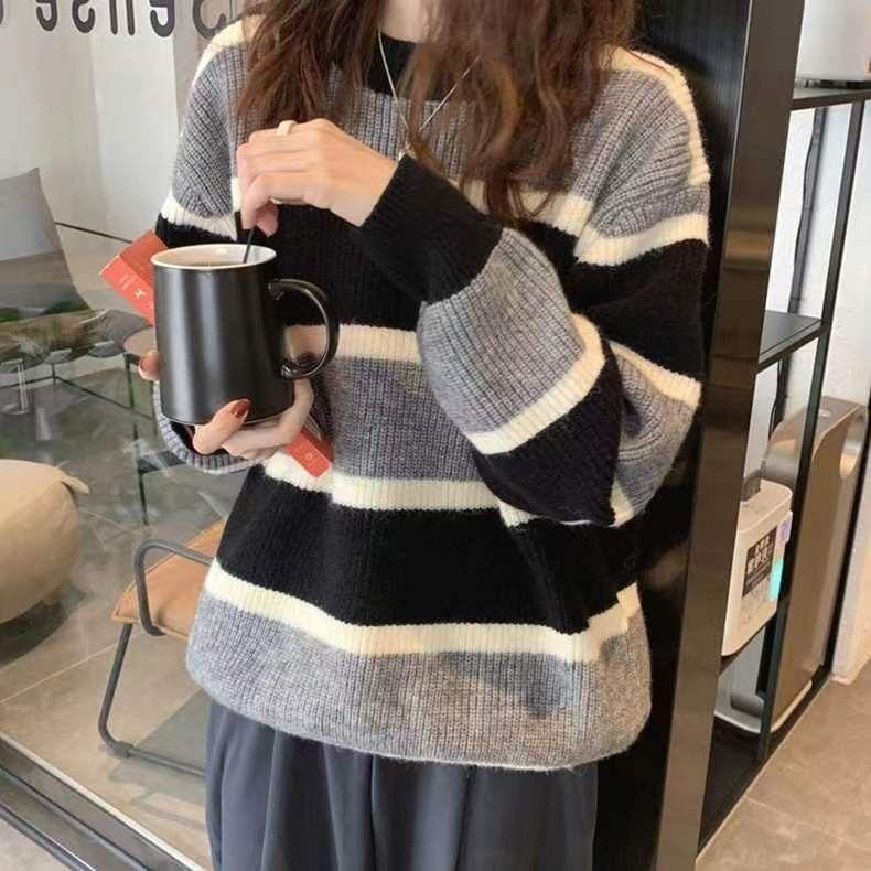 Crew Neck Color Block Sweater Product Image