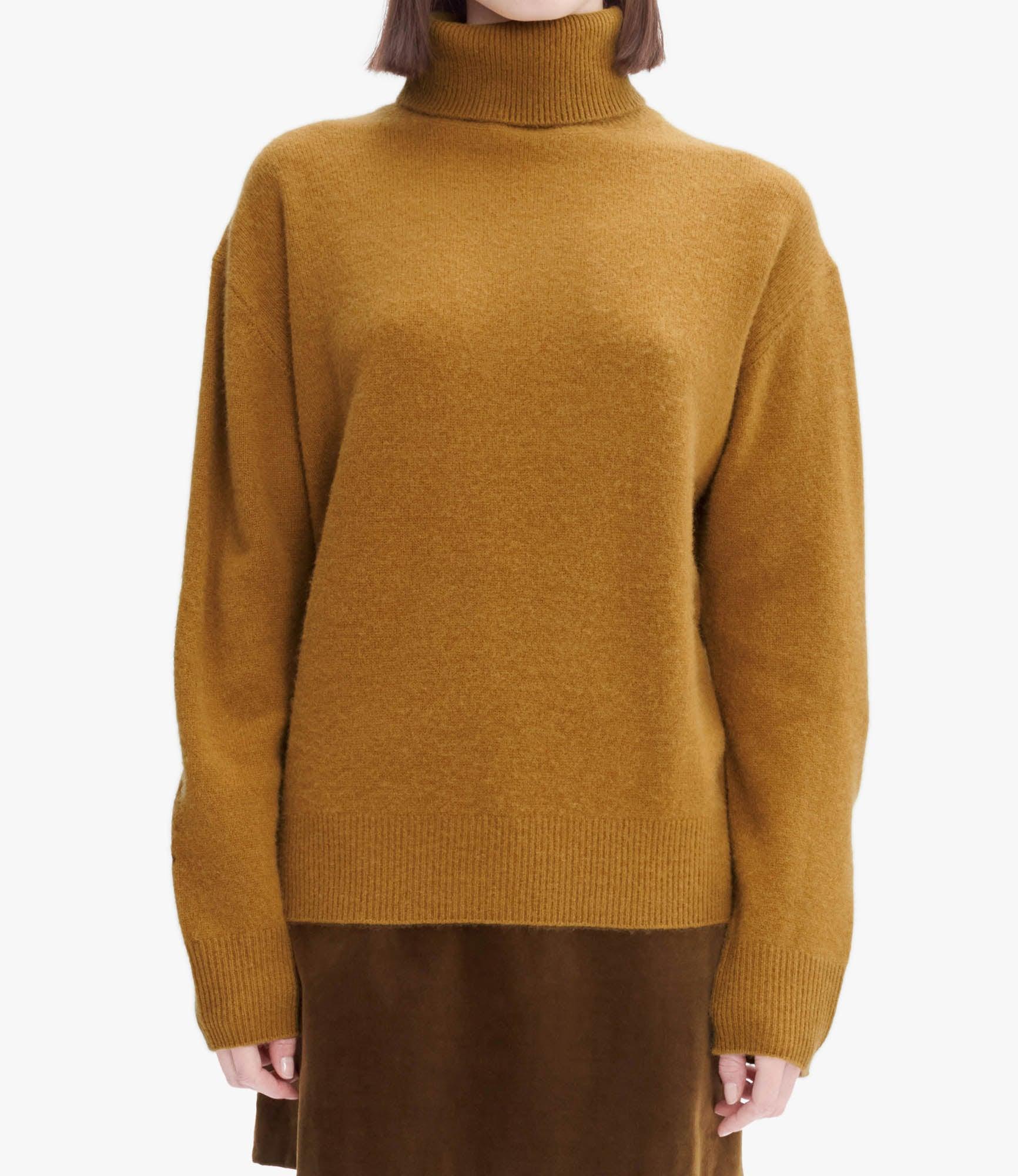 Amal sweater Product Image