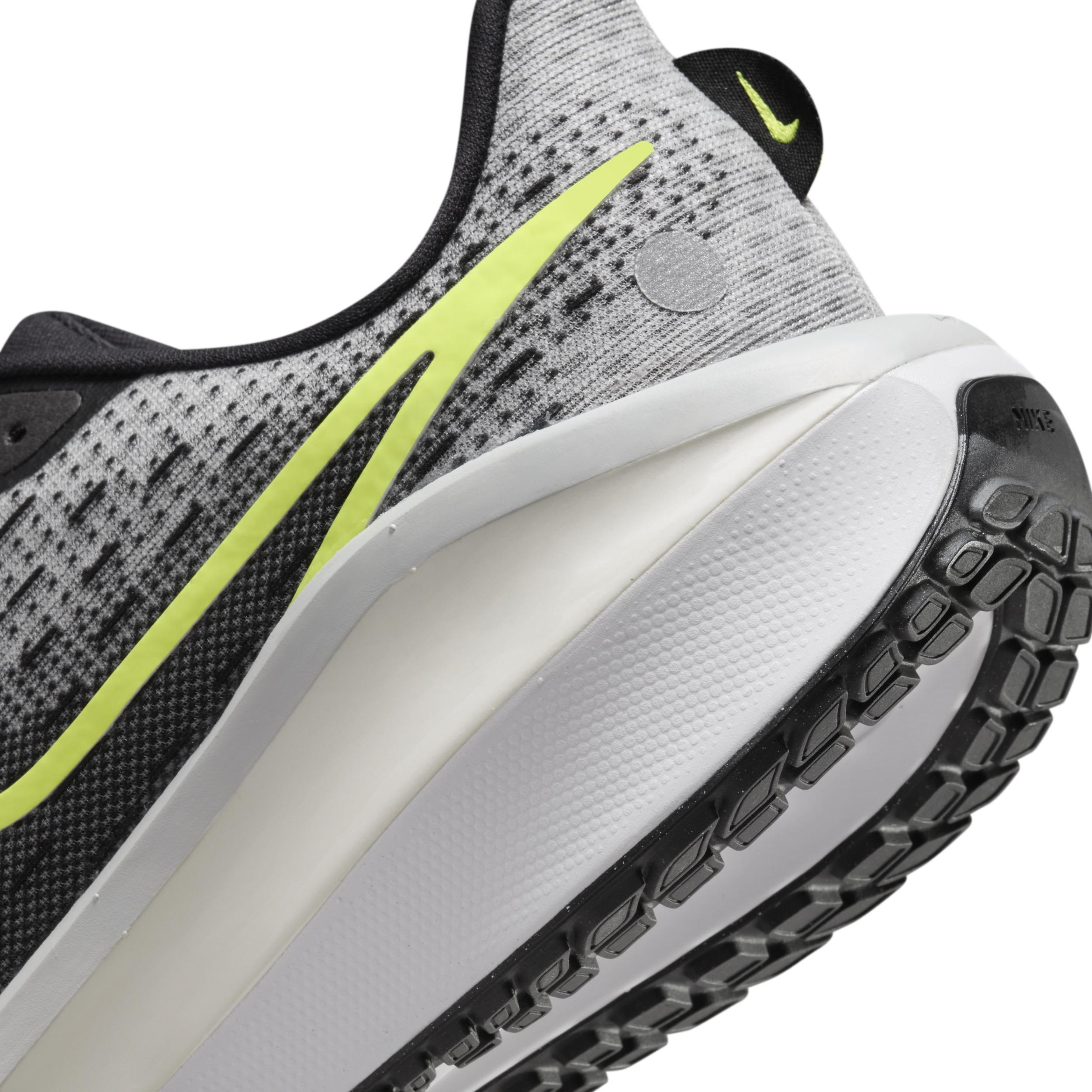 Nike Men's Vomero 17 Road Running Shoes Product Image