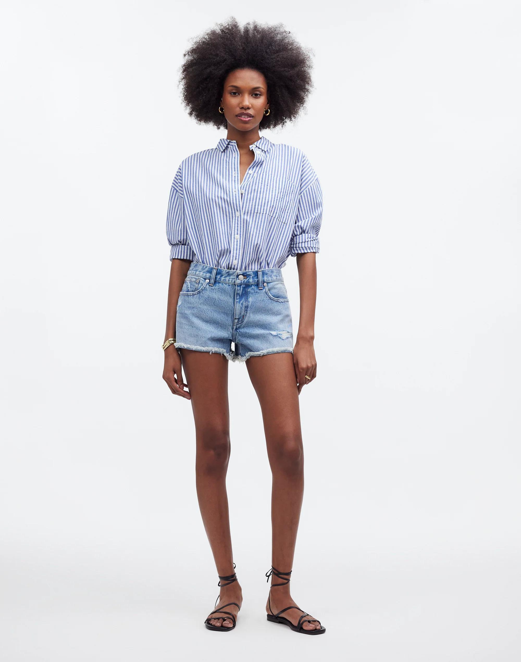 Low-Rise Boyfriend Shorts in Glendora Wash Product Image