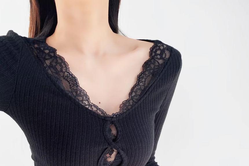 Long Sleeve V-Neck Plain Cutout Panel Lace Top Product Image