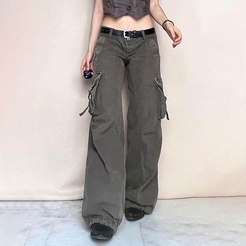 Low Rise Plain Wide Leg Cargo Pants Product Image