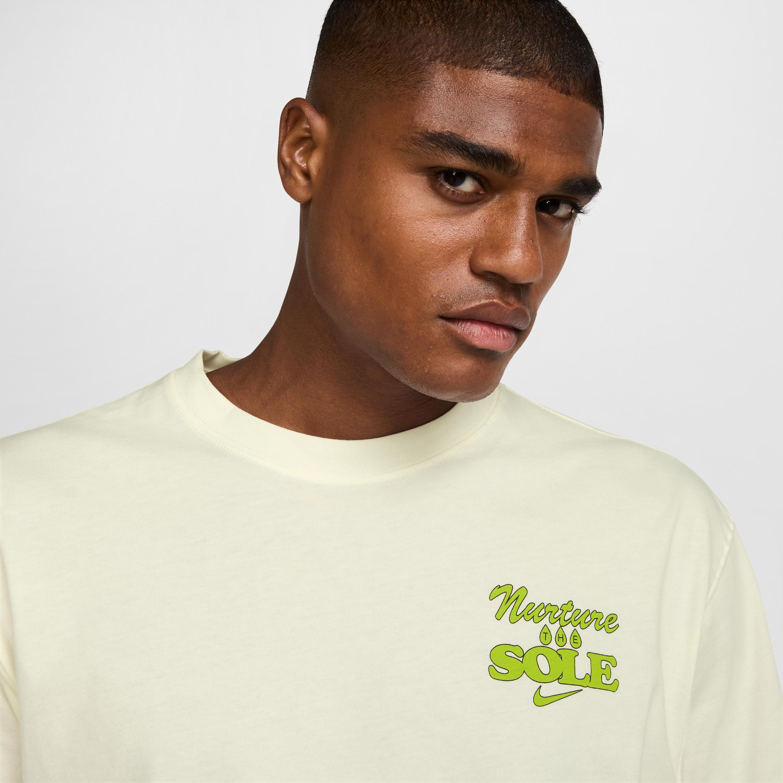 Men's Nike Sportswear Max90 T-Shirt Product Image