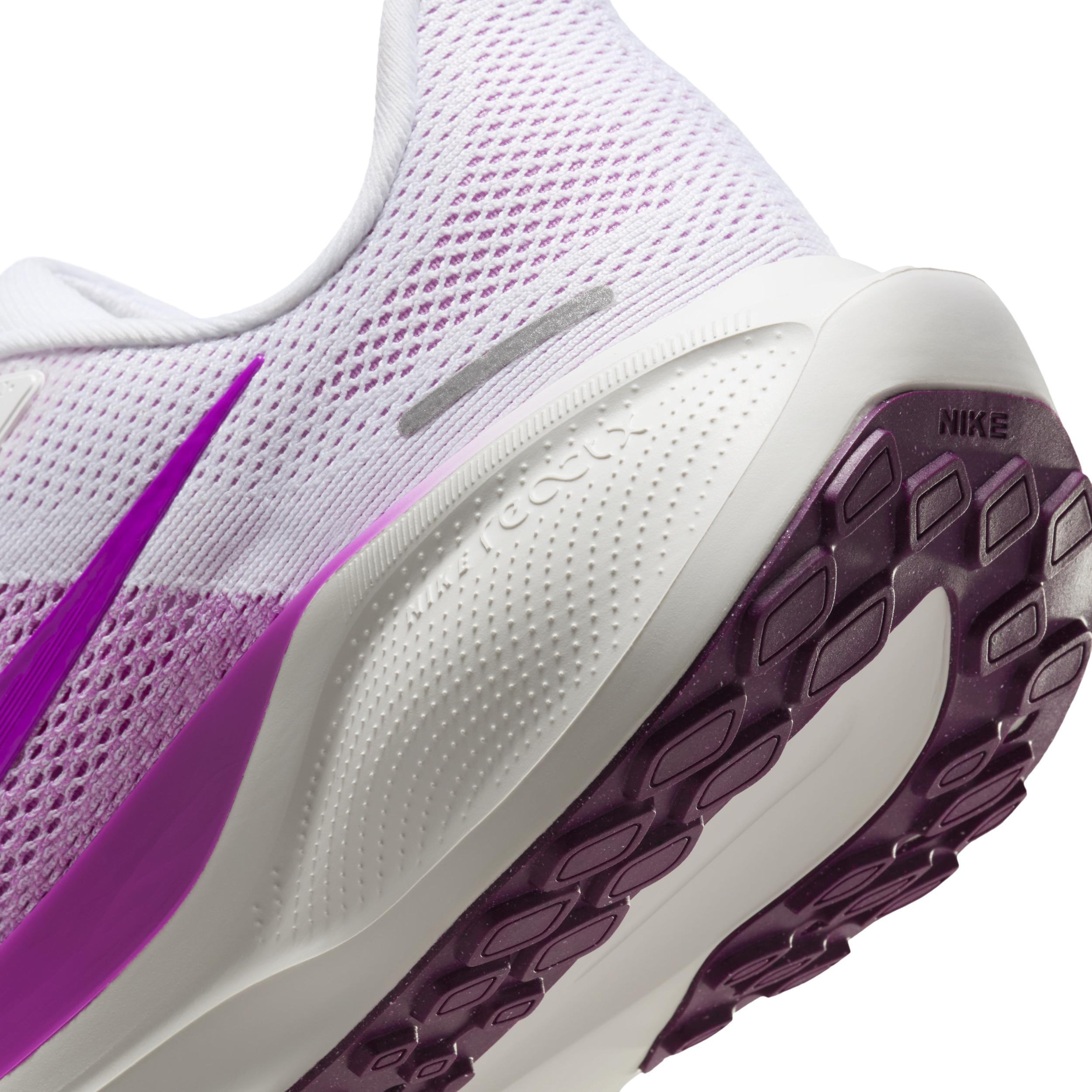 Nike Womens Pegasus 41 Road Running Shoes (Extra Wide) Product Image