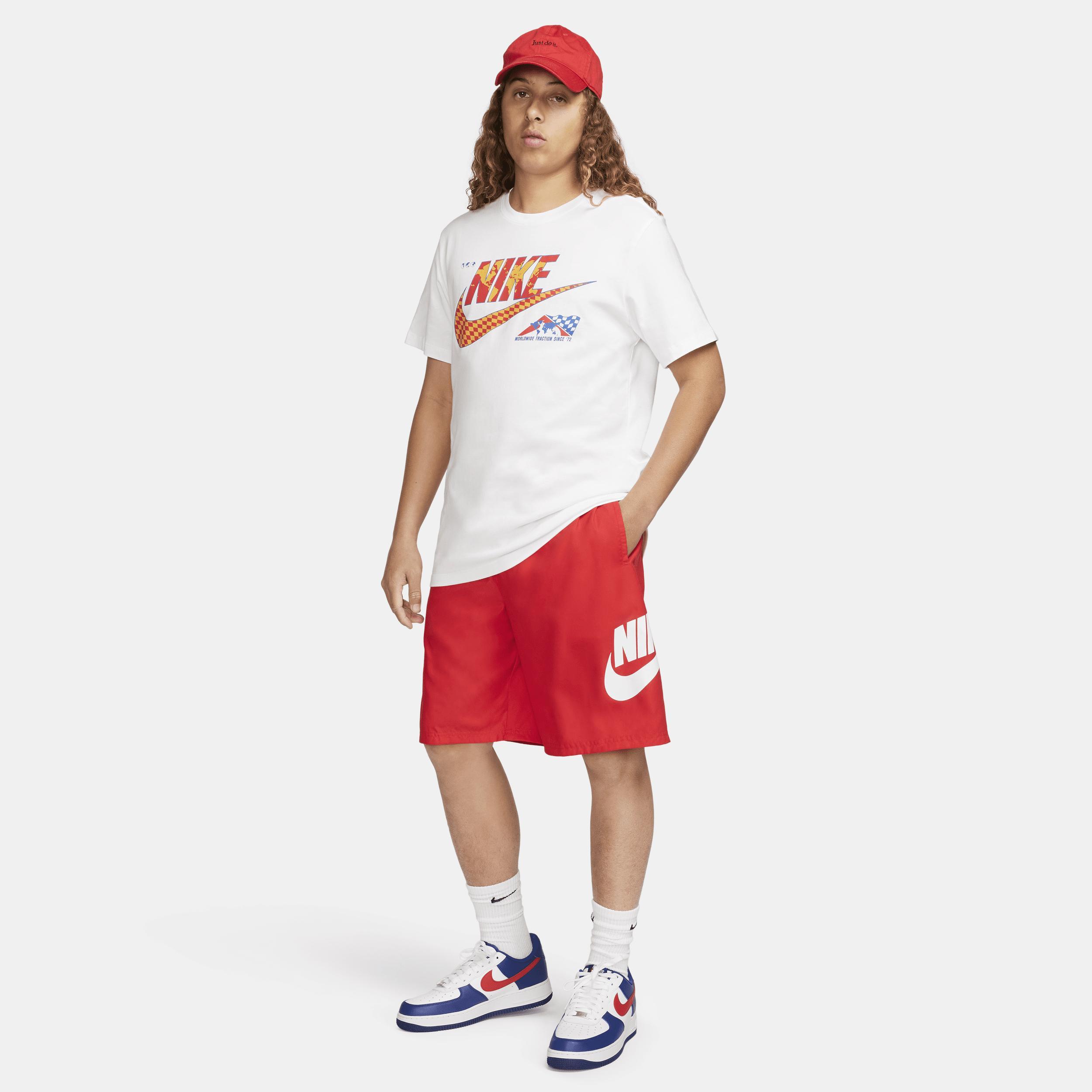 Nike Men's Club Woven Shorts Product Image