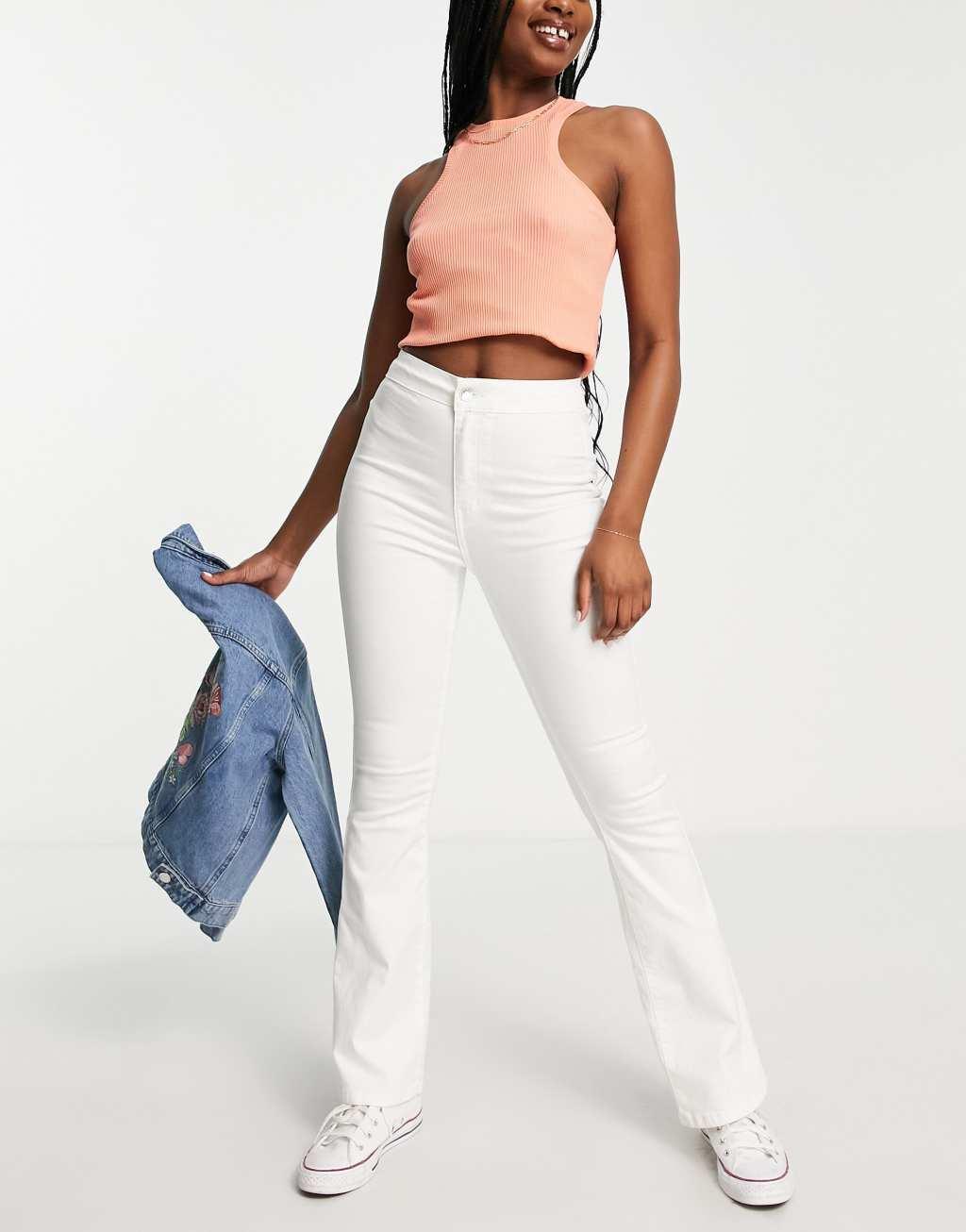 New Look skinny flare jean in white Product Image