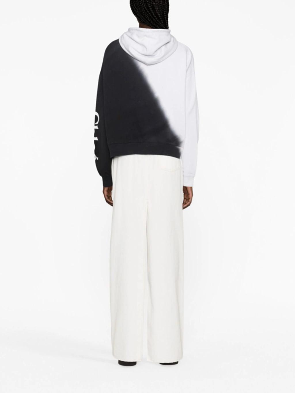 CHLOÉ Logo Printed Drawstring Hoodie In Black Product Image