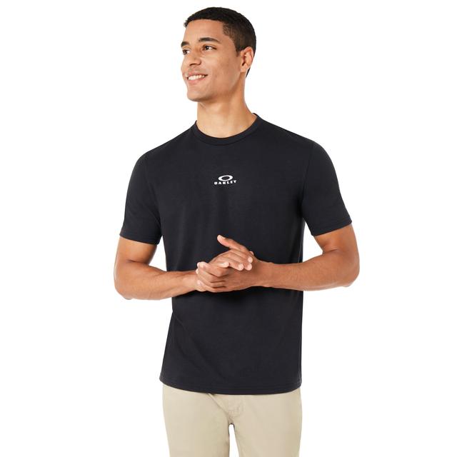 Oakley Mens Bark New Short Sleeve Product Image