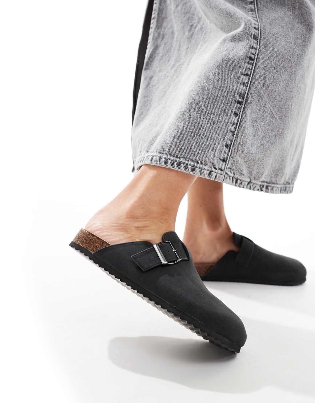 SEQWL Wide Fit clogs in black Product Image