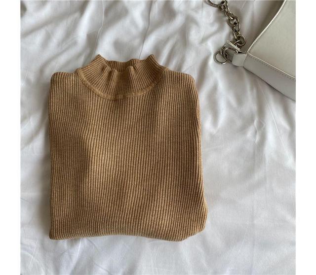 Long-Sleeve Knit Top Product Image