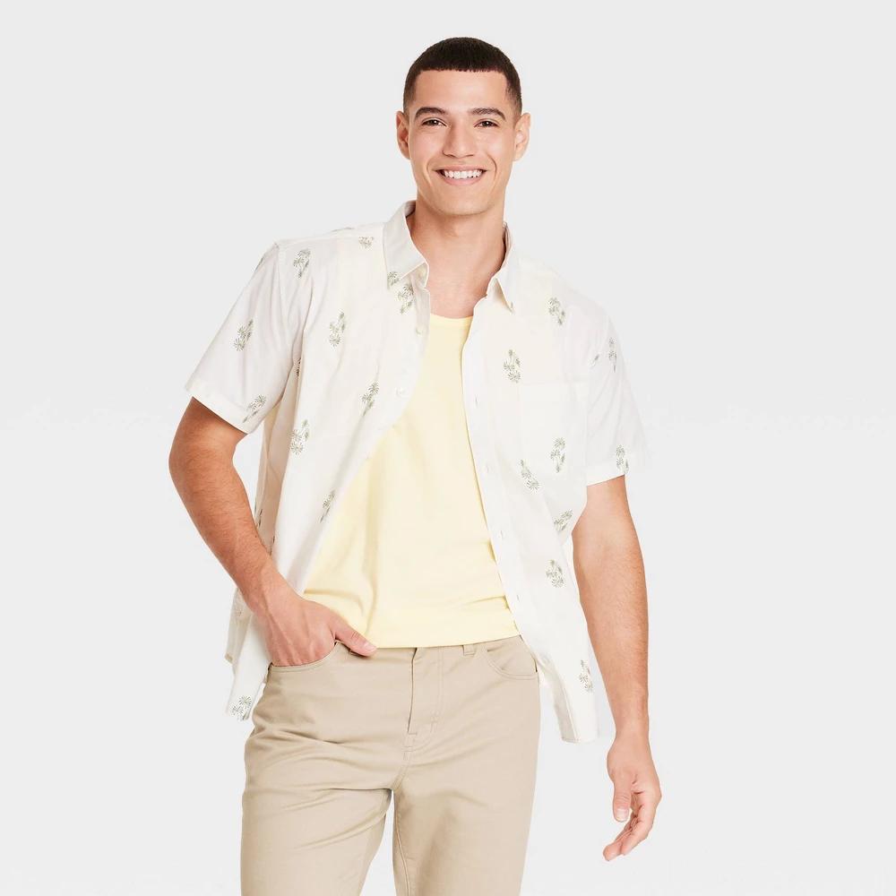 Mens Regular Fit Short Sleeve Button-Down Shirt - Goodfellow & Co Cream M Product Image