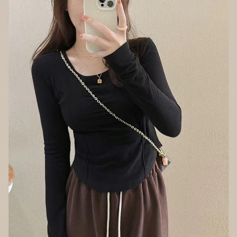 Long-Sleeve U-Neck Plain Top Product Image