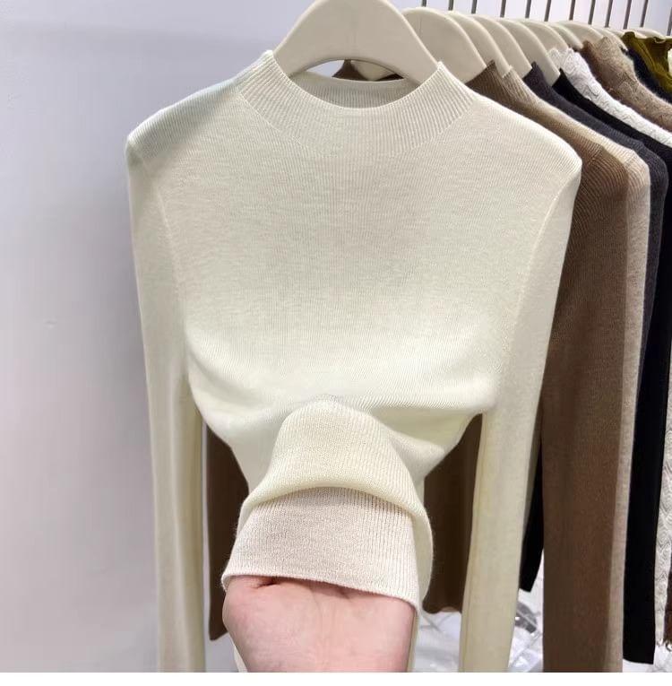 Long-Sleeve Mock Neck Plain Knit Top Product Image