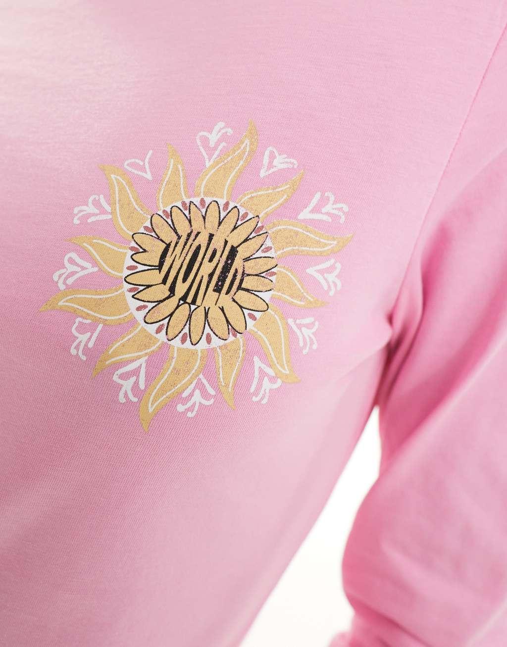 Pieces long sleeved sunflower slogan T-shirt in pink Product Image