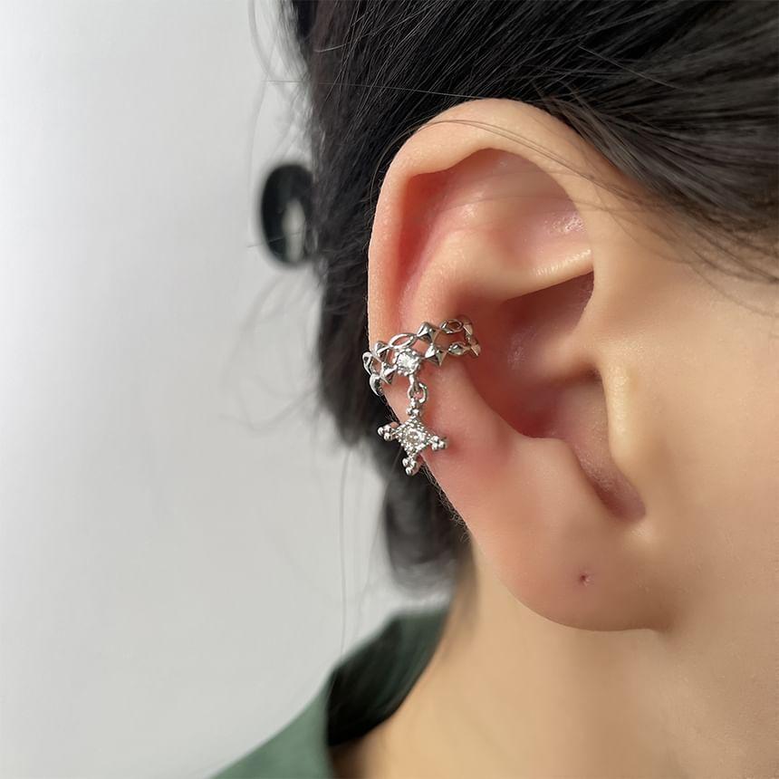 Rhinestone Star Ear Cuff Product Image