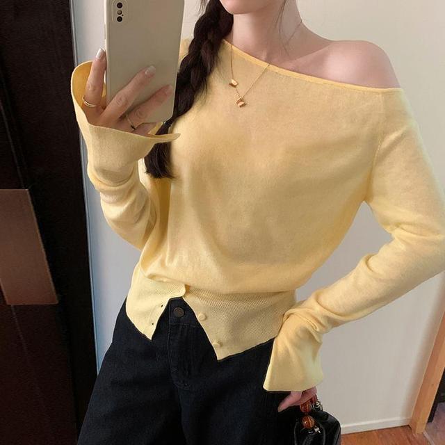 Long Sleeve One Shoulder Plain Button Slit Knit Top Product Image