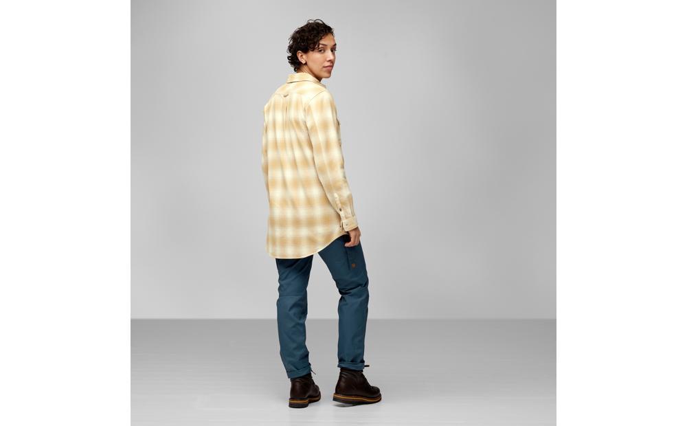 Övik Twill Shirt LS W Product Image