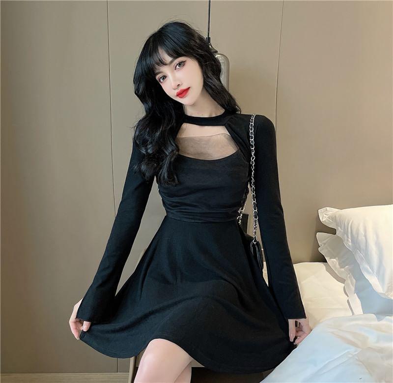 Long-Sleeve Round Neck Plain Cutout A-Line Dress Product Image