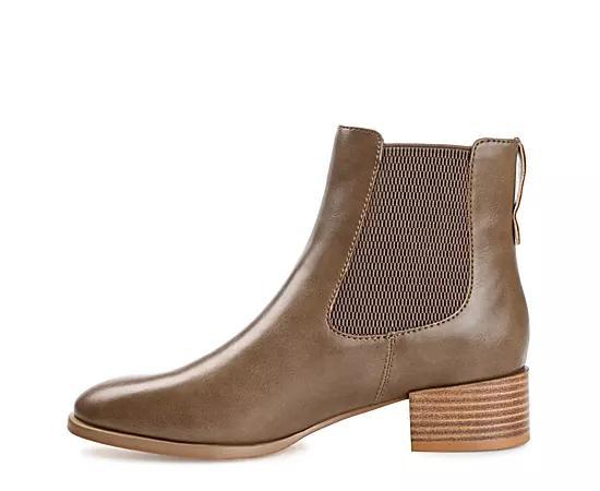 Journee Collection Womens Chayse Ankle Boot Product Image