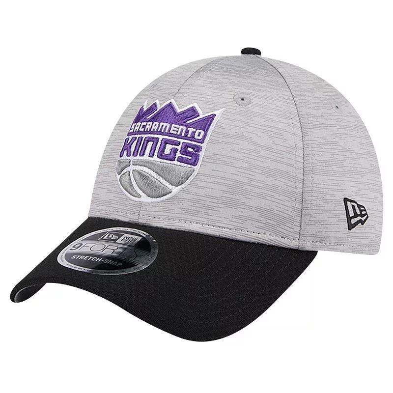 Mens New Era Heather Gray/Black Sacramento Kings Active Digi-Tech Two-Tone 9FORTY Adjustable Hat Product Image