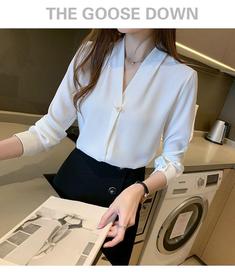 Long-Sleeve V-Neck Plain Blouse Product Image