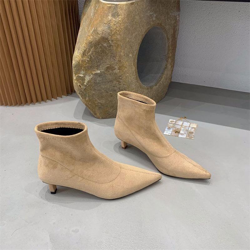 Pointed Toe Kitten Heel Short Sock Boots Product Image