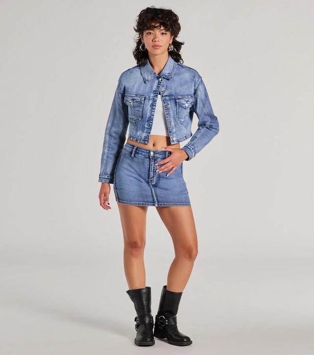 Trendy Classic Cropped Denim Jacket Product Image