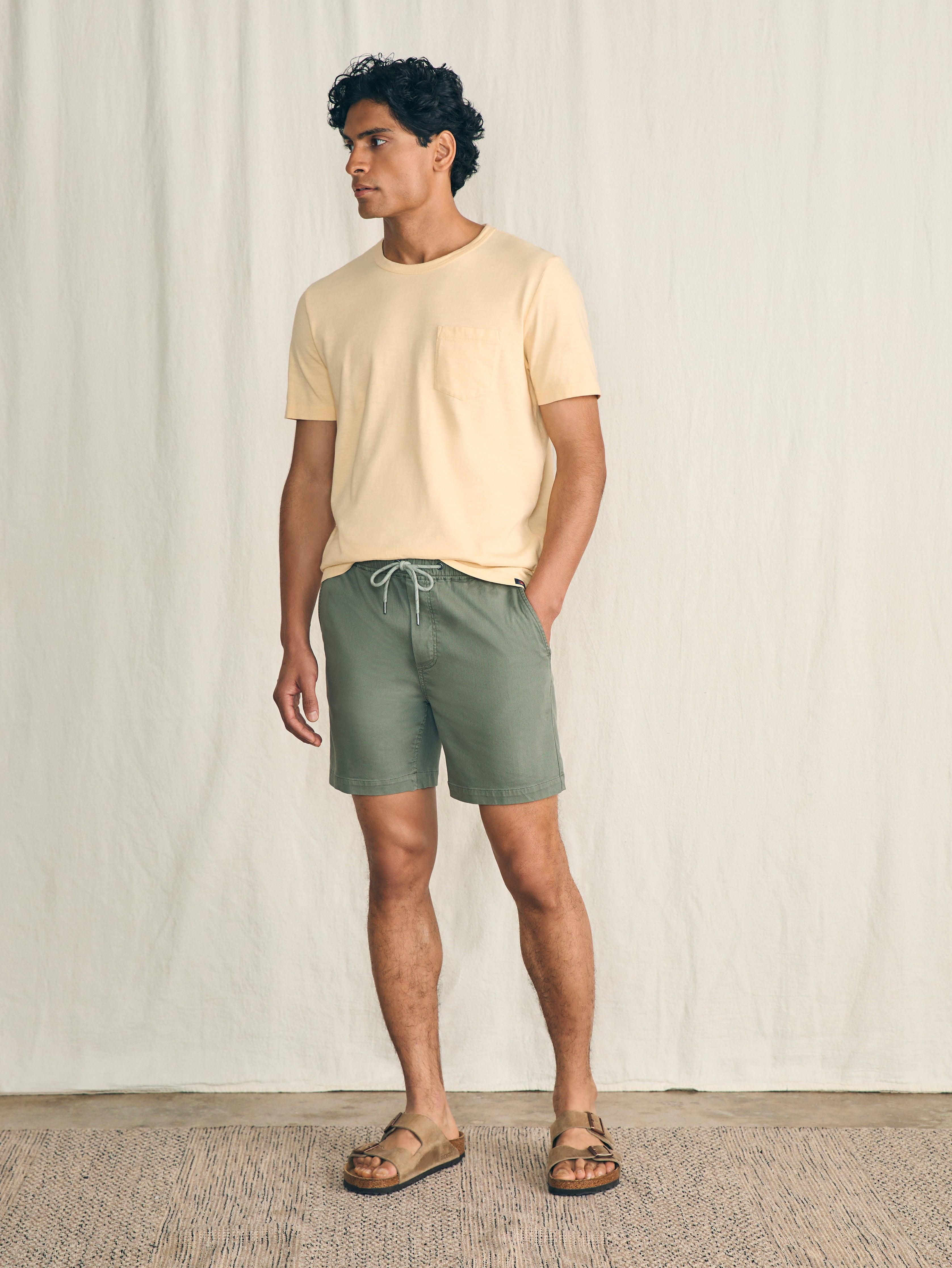 Essential Drawstring Short (6.5" Inseam) - Spring Olive Male Product Image