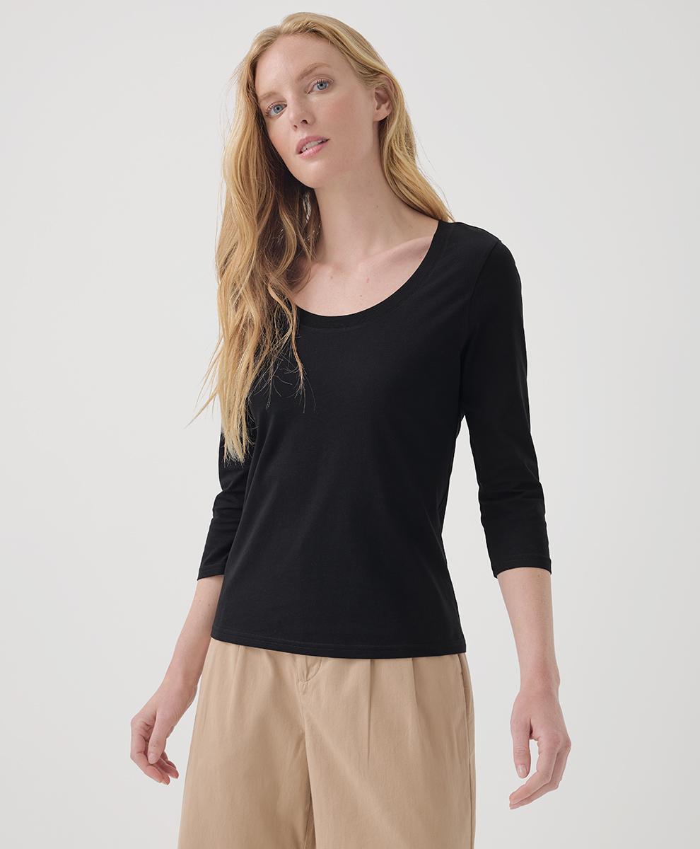 Womens Softspun Scoop Neck Three-Quarter Sleeve Tee M Product Image