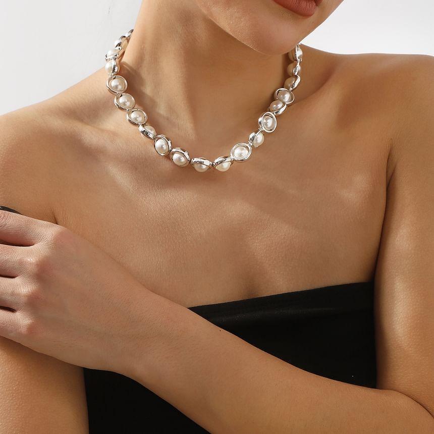 Faux Pearl Beaded Necklace Product Image