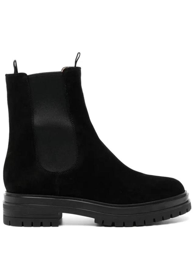 GIANVITO ROSSI Chelsea Boots Chester Calfskin In Black Product Image