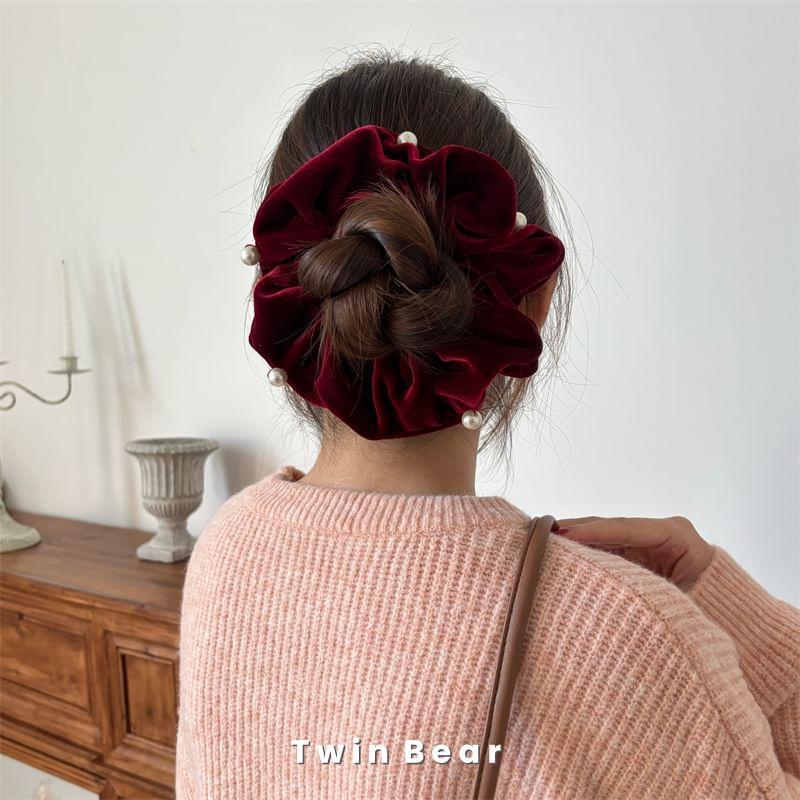 Plain Faux Pearl Velvet Scrunchie Product Image