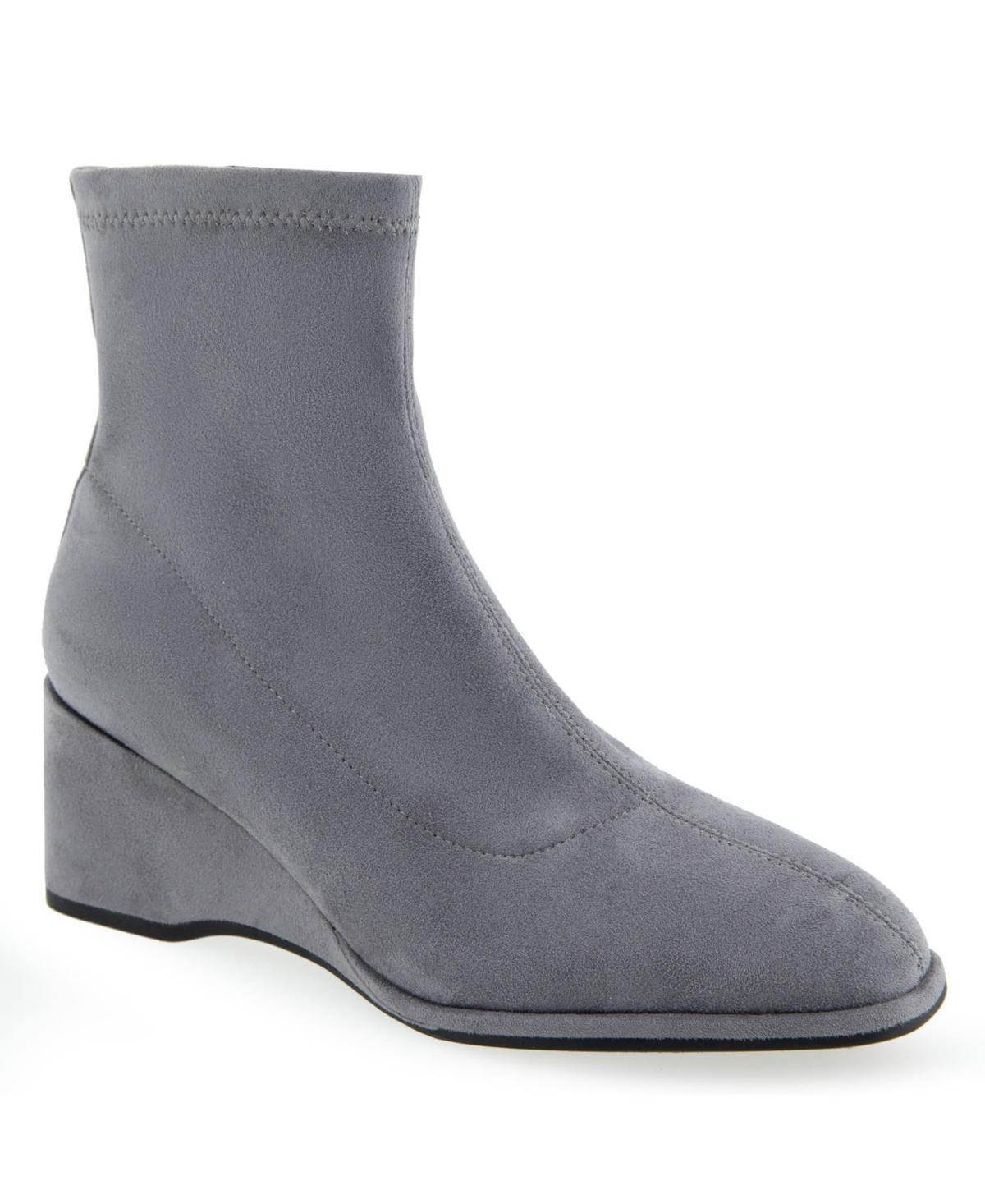 Propet Winslow Womens Suede Winter Boots Product Image