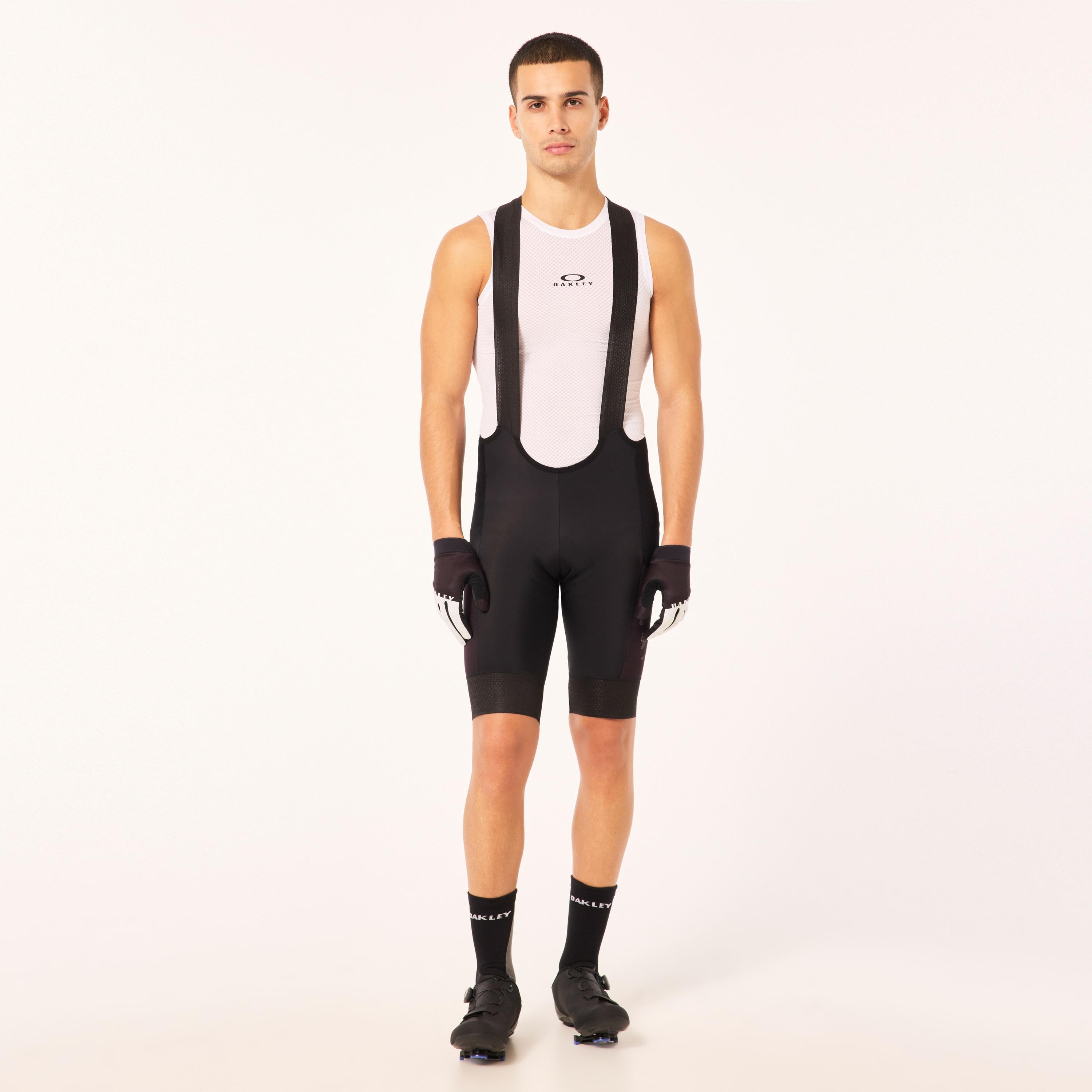 Oakley Off Grid Cargo Bib Short - Blackout | Oakley® Product Image