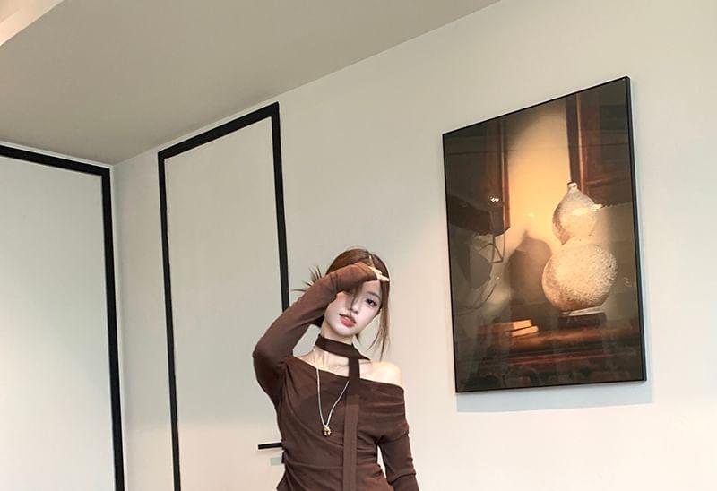 Long-Sleeve One-Shoulder Plain T-Shirt / High Waist Asymmetrical Maxi A-Line Skirt / Scarf / Set Product Image