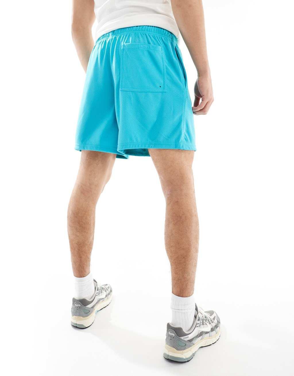 Nike Club mesh shorts in blue Product Image