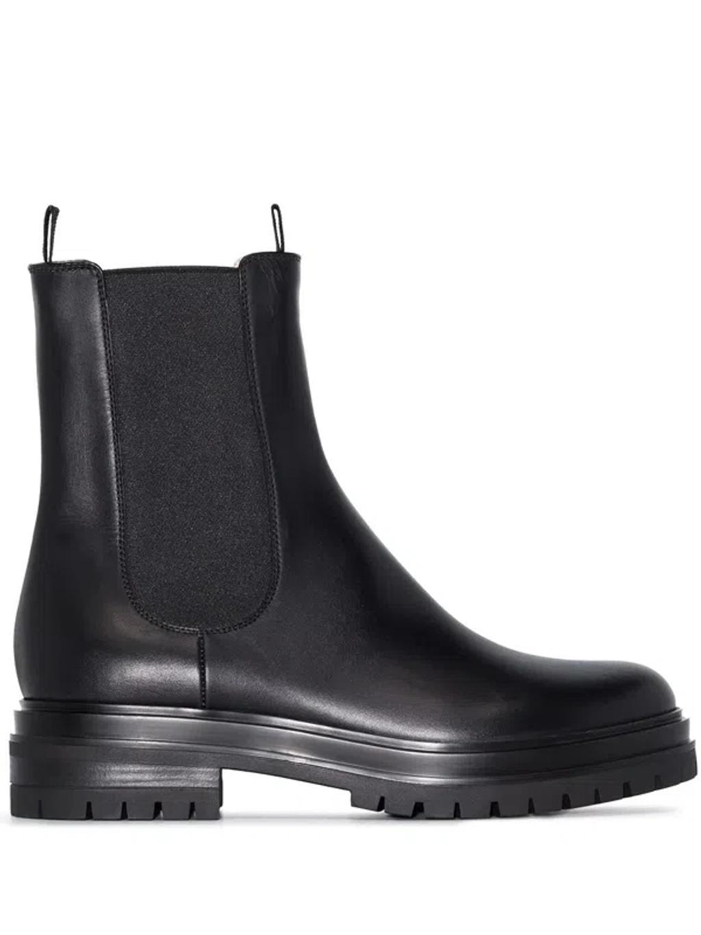 Chelsea Chester Boots In Black Product Image