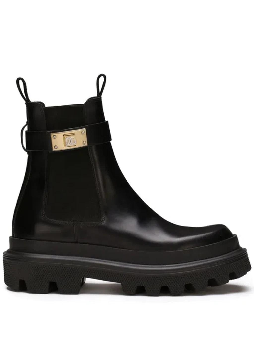 Calfskin Ankle Boots In Black product image