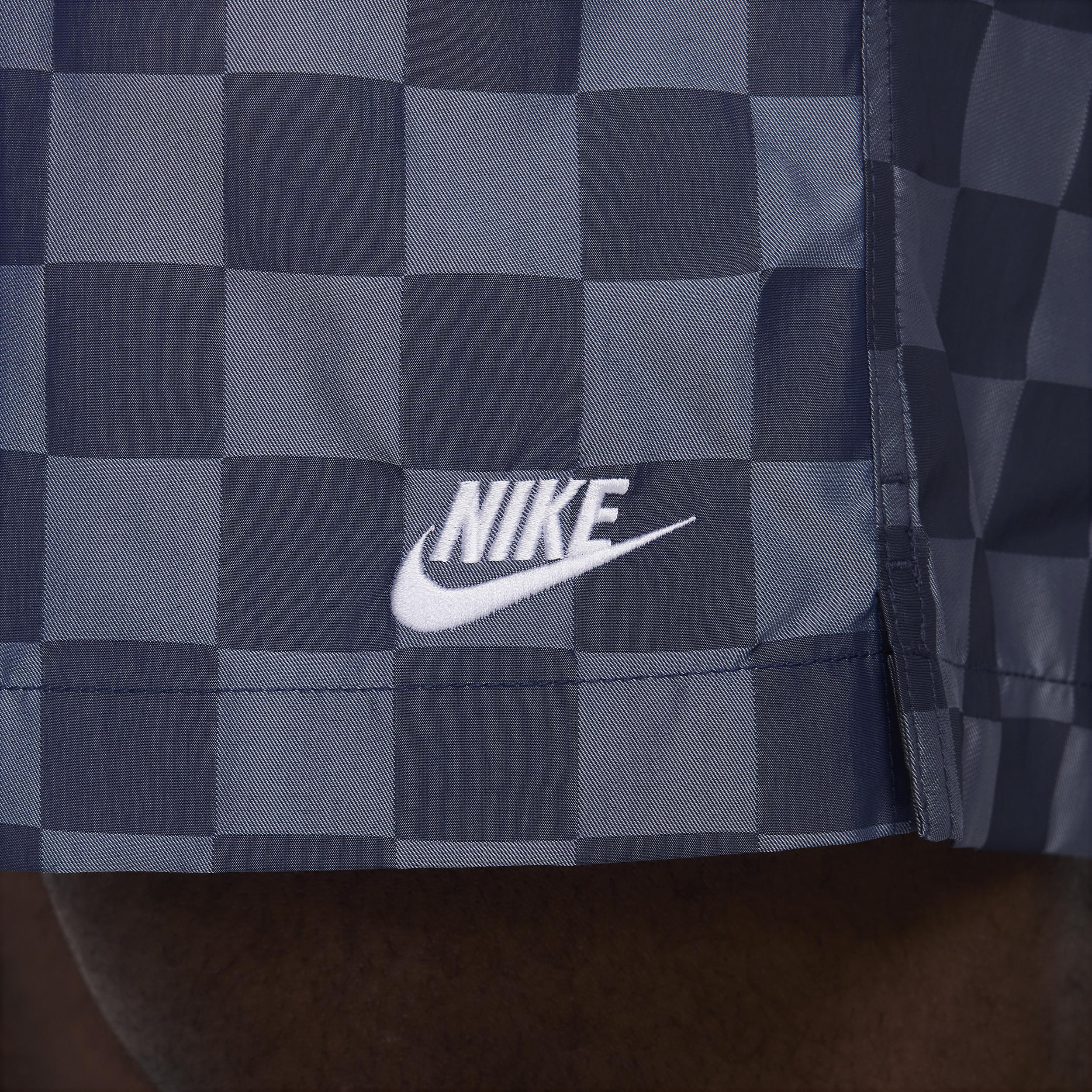 Nike Men's Club Flow Shorts Product Image