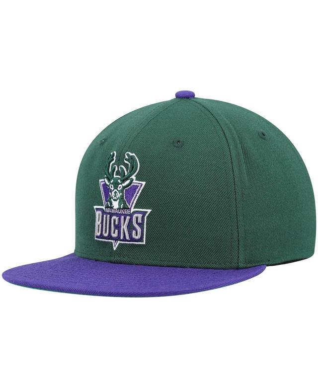 Mens Mitchell & Ness Green and Purple Milwaukee Bucks Hardwood Classics Team Two-Tone 2.0 Snapback Hat - Green Product Image