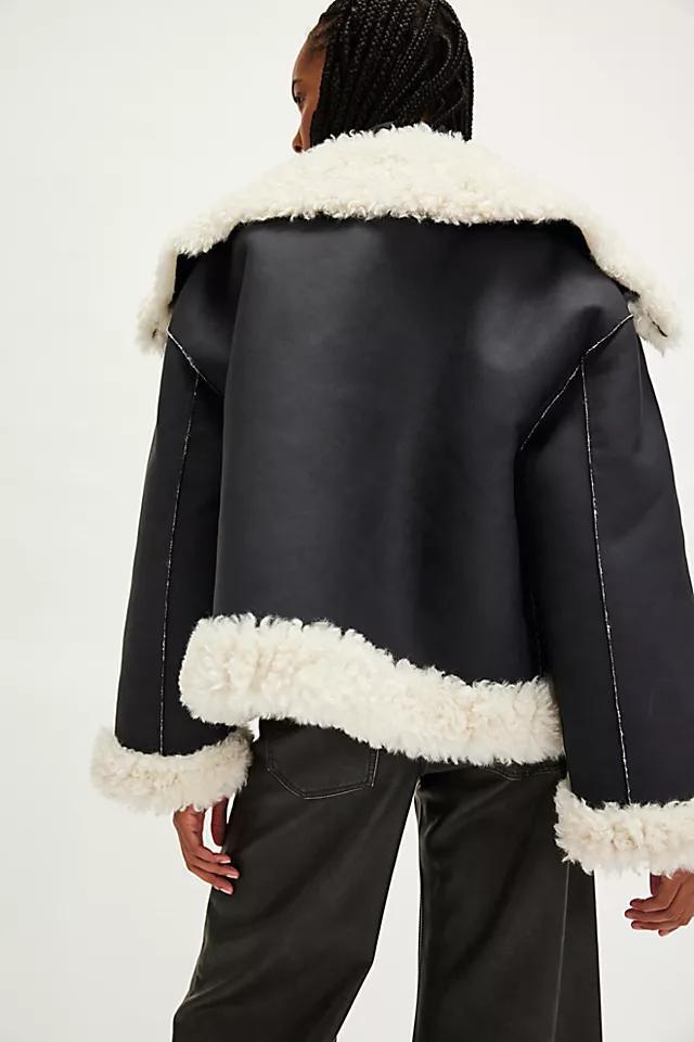 Kiki Sherpa Jacket Product Image