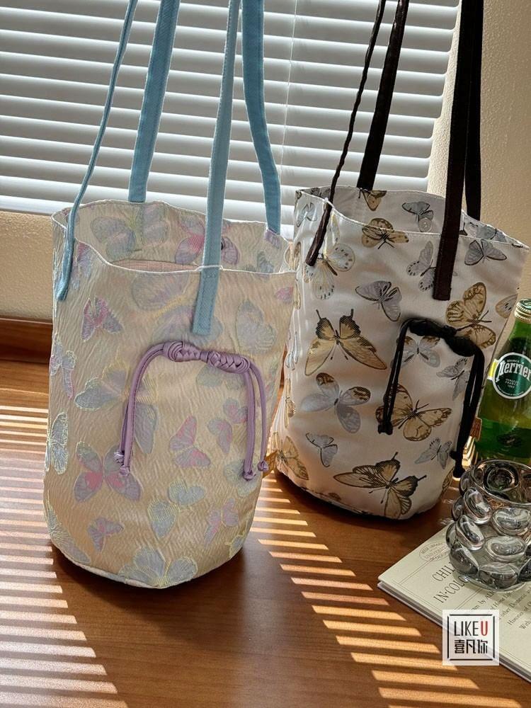 Butterfly Pattern Canvas Tote Bag Product Image